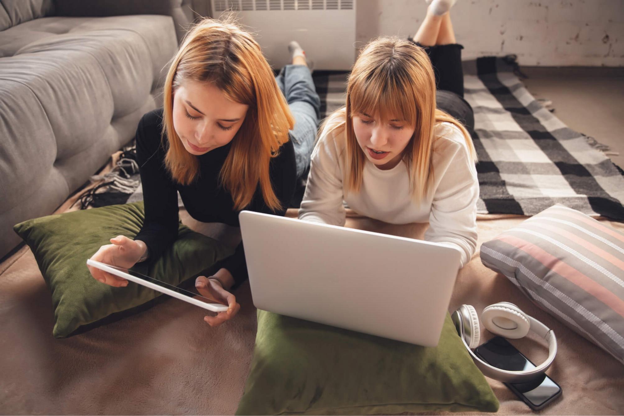 Detaillierte Finanzanalyse und Planungsdokumente